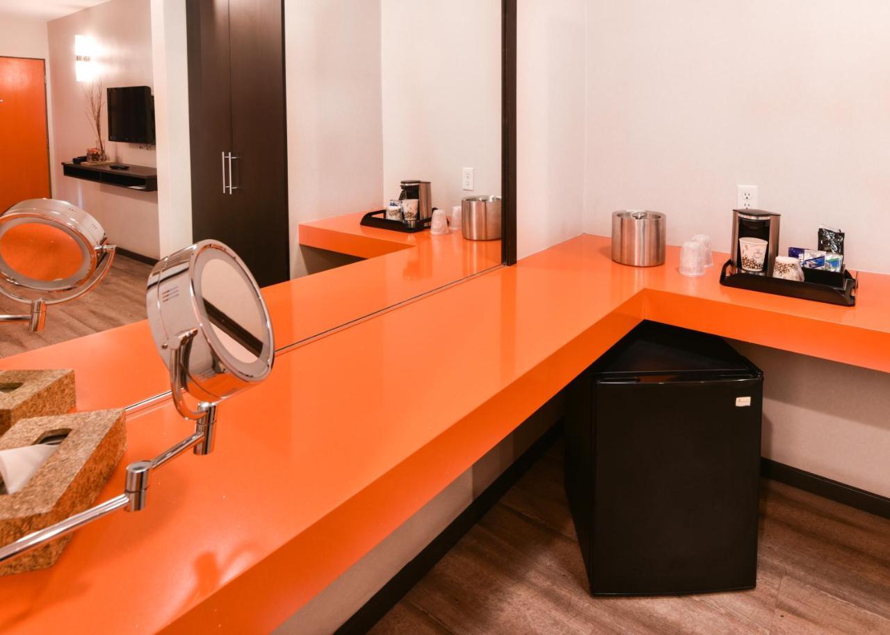 The Tangerine - A Burbank Hotel Εξωτερικό φωτογραφία